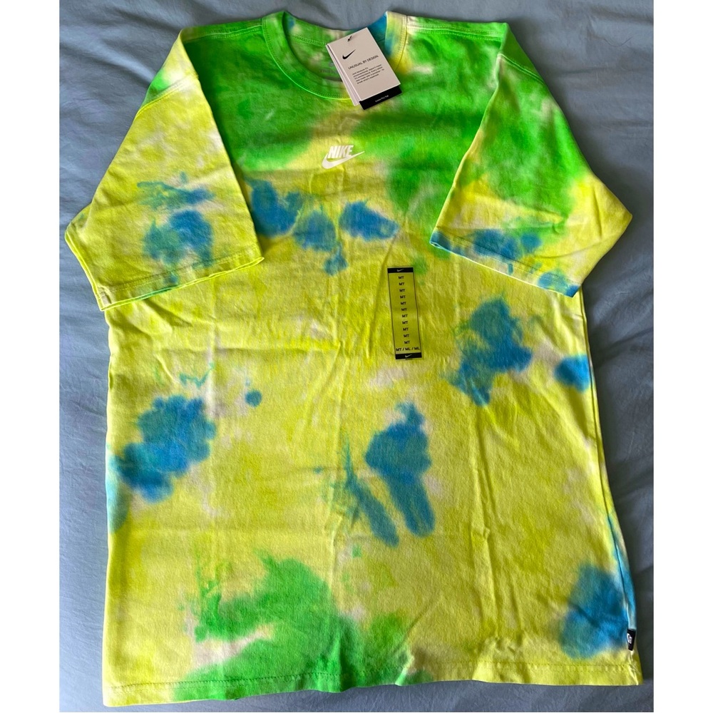 Nike Essential Tie-Dye Tshirt